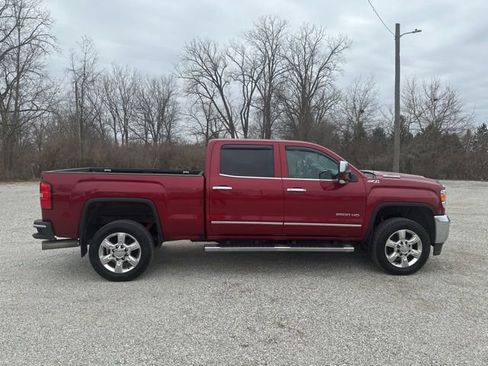 Certified 2019 GMC Sierra 2500 SLT w/ Duramax Plus Package image 3