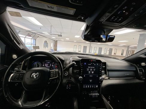 Used 2019 RAM 2500 Limited image 15