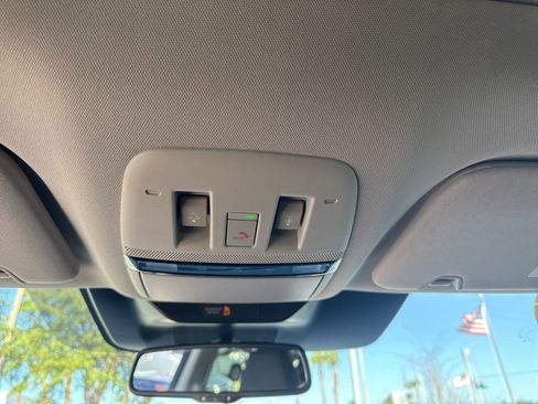 Certified 2025 Nissan Murano SL image 25