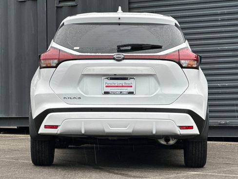 Used 2023 Nissan Kicks S image 7