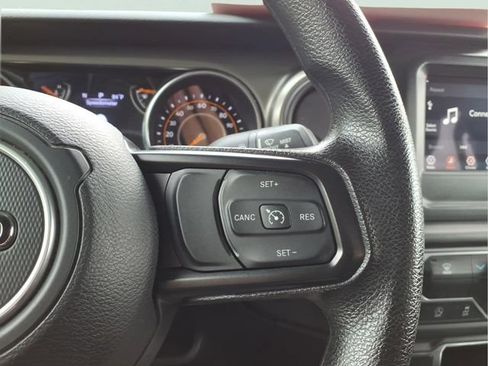 Used 2022 Jeep Wrangler Unlimited Sport AWD/4WD image 15