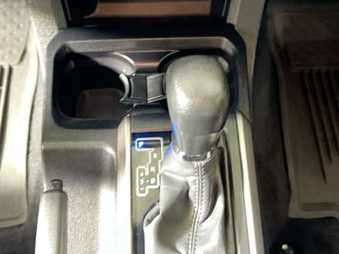 Used 2023 Toyota Tacoma SR5 w/ Technology Package AWD/4WD image 23