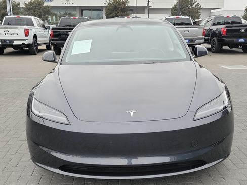Used 2025 Tesla Model 3 Long Range RWD image 27