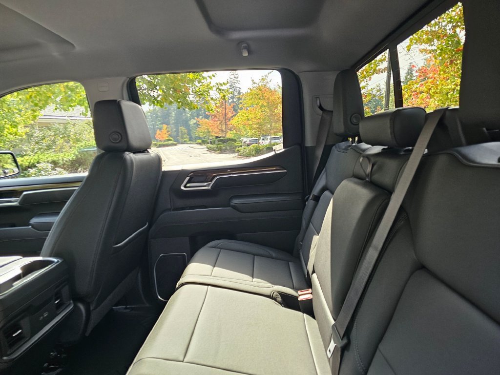 New 2026 Chevrolet Silverado 1500 LT w/ Z71 Off-Road Package AWD/4WD image 20