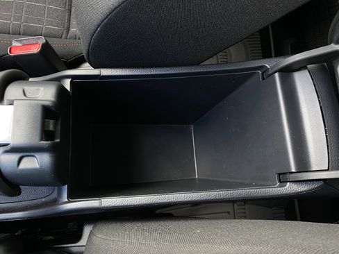 Used 2024 Honda HR-V Sport image 19