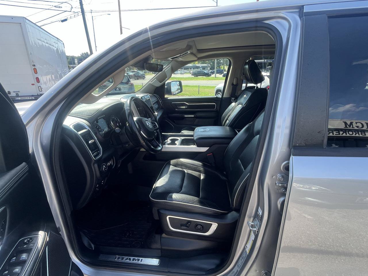 Used 2021 RAM 1500 Laramie w/ Laramie Southwest Edition AWD/4WD image 44