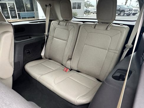 Certified 2022 Lincoln Aviator Reserve w/ Equipment Group 201A image 18