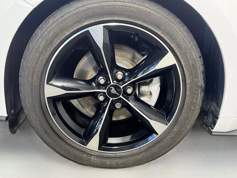 Used 2021 Ford Mustang Coupe image 14