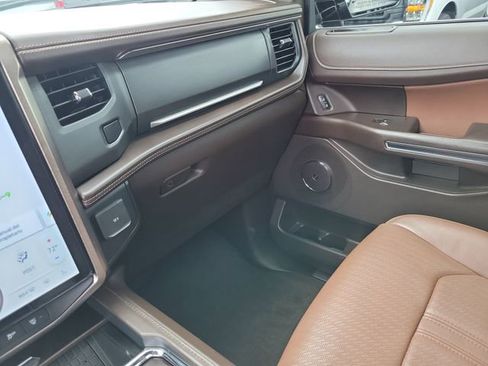 Certified 2023 Ford Expedition Max King Ranch RWD image 13