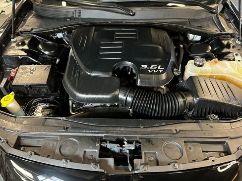 Used 2021 Chrysler 300 Touring L RWD image 21