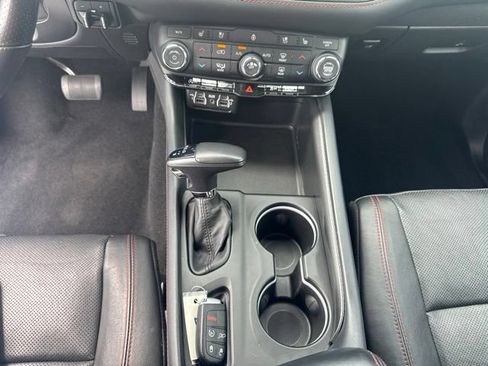 Used 2024 Dodge Durango GT AWD/4WD image 14