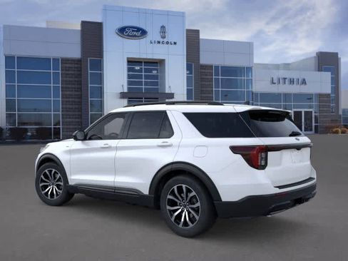 New 2026 Ford Explorer ST-Line AWD/4WD image 4