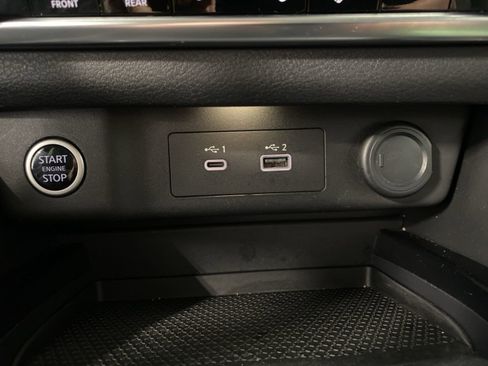 Certified 2021 Nissan Rogue SV image 16