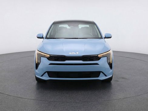 Used 2025 Kia K4 FWD image 2