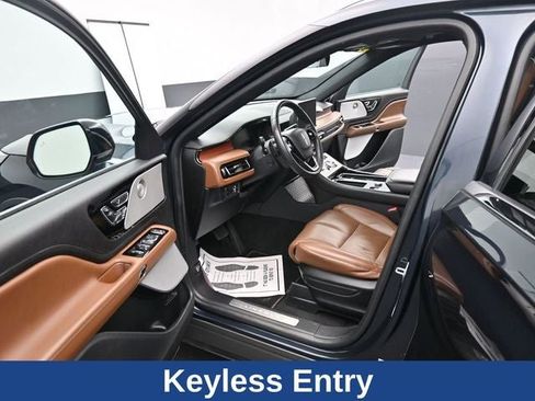 Used 2023 Lincoln Aviator Reserve w/ Equipment Group 201A image 19