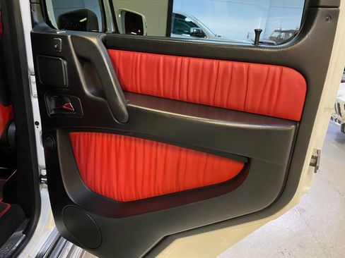 Used 2016 Mercedes-Benz G 550 image 38