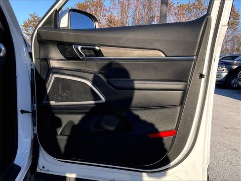 Used 2022 Kia Telluride EX w/ Towing Package image 11