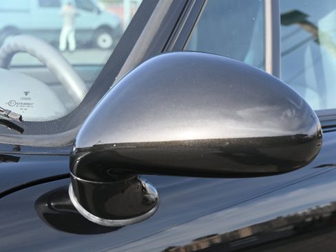 Used 1997 Porsche 911 Carrera 4 image 11