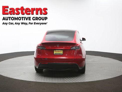 Used 2021 Tesla Model Y Long Range AWD/4WD image 32