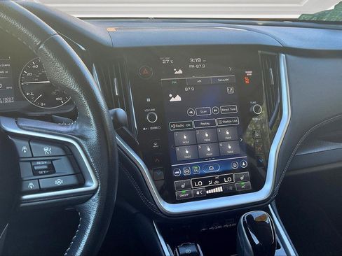 Used 2023 Subaru Outback Premium image 6