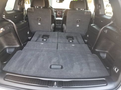 Certified 2024 Jeep Grand Cherokee L Laredo w/ Luxury Tech Group I image 20