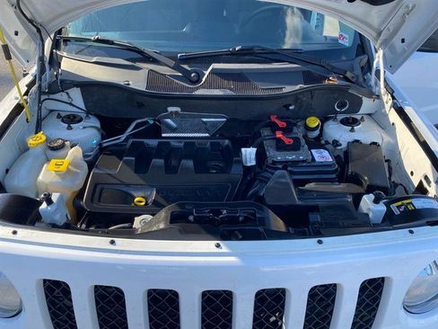 Used 2015 Jeep Patriot Sport w/ Power Value Group FWD image 7