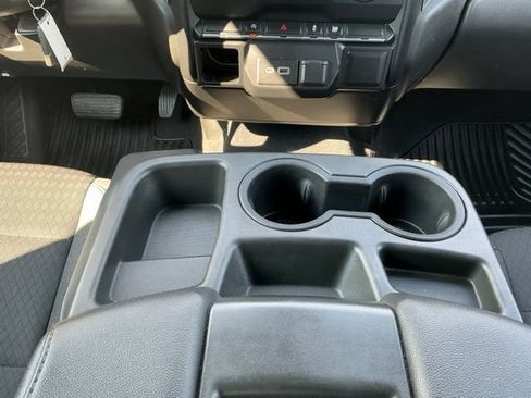 Used 2020 Chevrolet Silverado 1500 LT AWD/4WD image 27