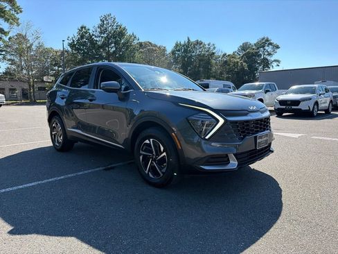 Certified 2024 Kia Sportage LX AWD/4WD image 4