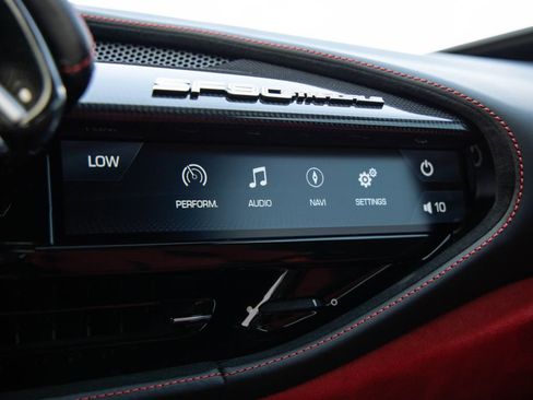 Used 2022 Ferrari SF90 Stradale AWD/4WD image 22