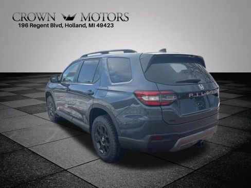 New 2026 Honda Pilot TrailSport image 7