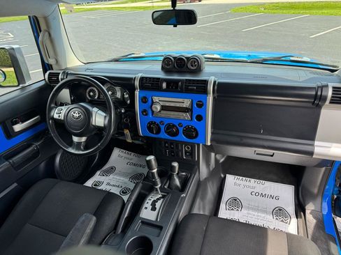 Used 2007 Toyota FJ Cruiser 4WD image 28