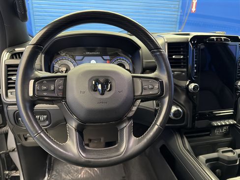 Used 2022 RAM 1500 Limited w/ Body Color Bumper Group image 13