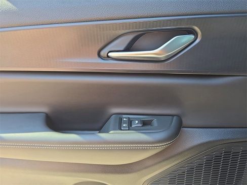 New 2025 Jeep Grand Cherokee L Altitude image 25