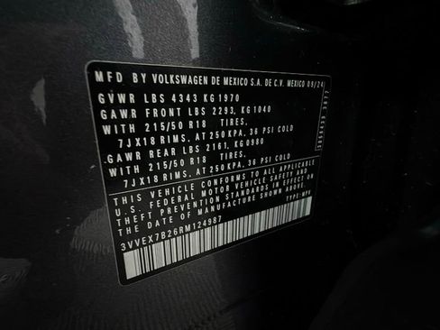 Used 2024 Volkswagen Taos SE image 39