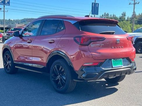 Used 2024 Buick Encore GX Sport Touring AWD/4WD image 8