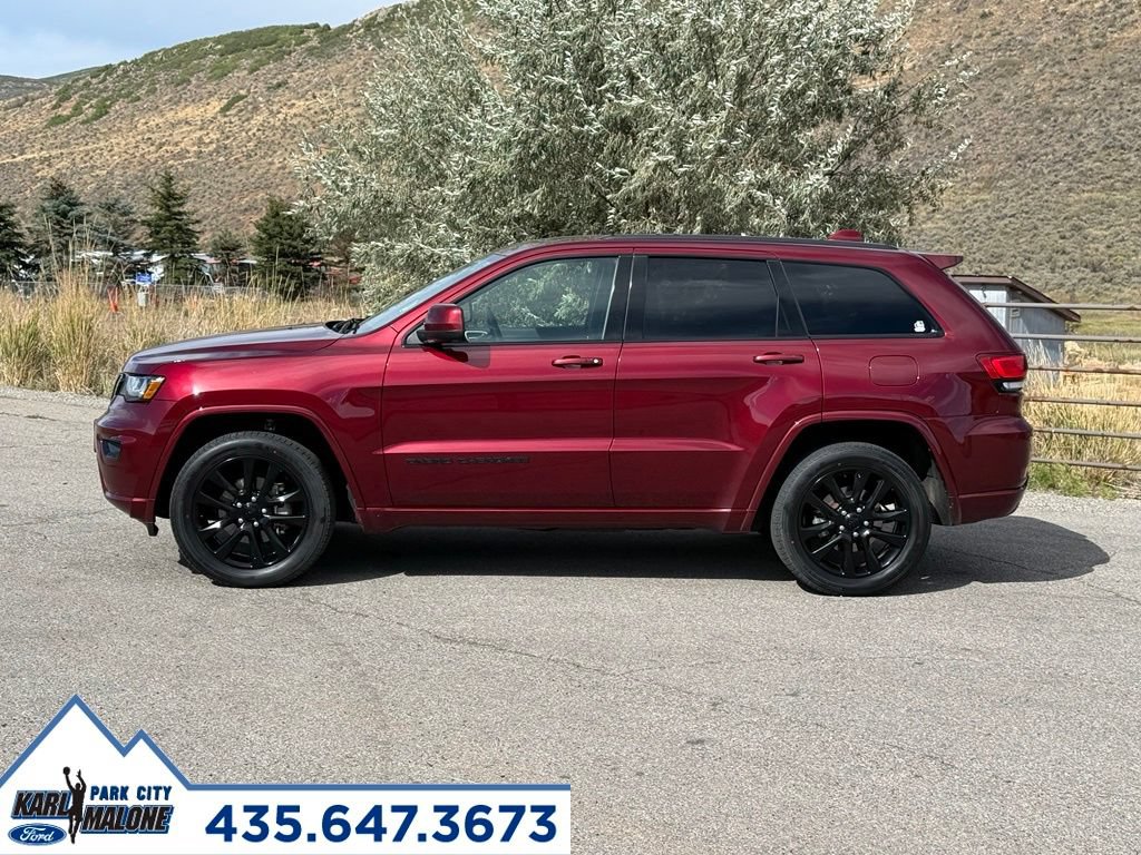 Used 2020 Jeep Grand Cherokee Altitude AWD/4WD image 2