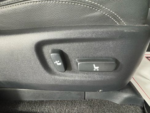 Used 2021 Toyota 4Runner Nightshade image 39