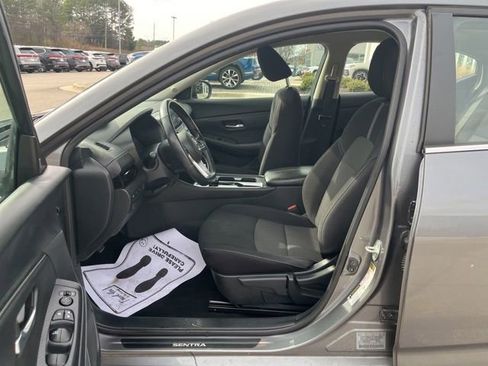 Used 2022 Nissan Sentra SV w/ All-Weather Package image 25