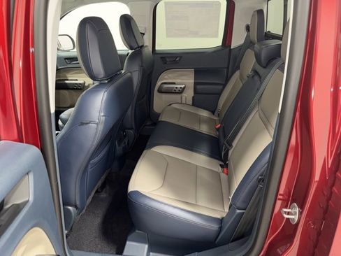 New 2025 Ford Maverick Lariat w/ 4K Tow Package image 34