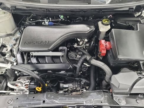 Used 2017 Nissan Rogue Sport SL FWD image 30