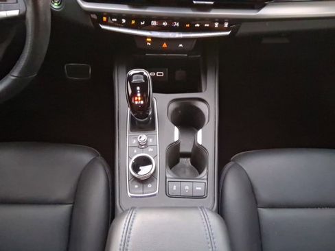 Used 2024 Cadillac XT4 Sport w/ Technology Package image 14