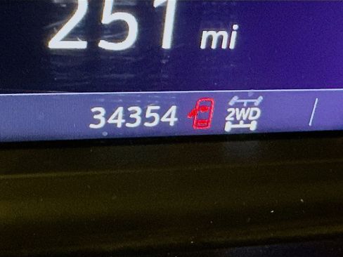 Used 2021 Chevrolet Silverado 1500 LT w/ Diesel Off-Road Package image 19