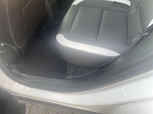 Used 2024 Buick Envision Sport Touring image 25