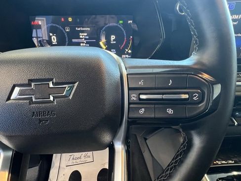 Used 2025 Chevrolet Colorado ZR2 w/ Technology Package image 26