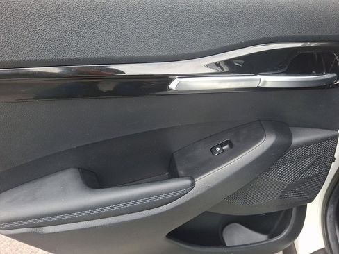 Used 2022 Kia Seltos S image 19