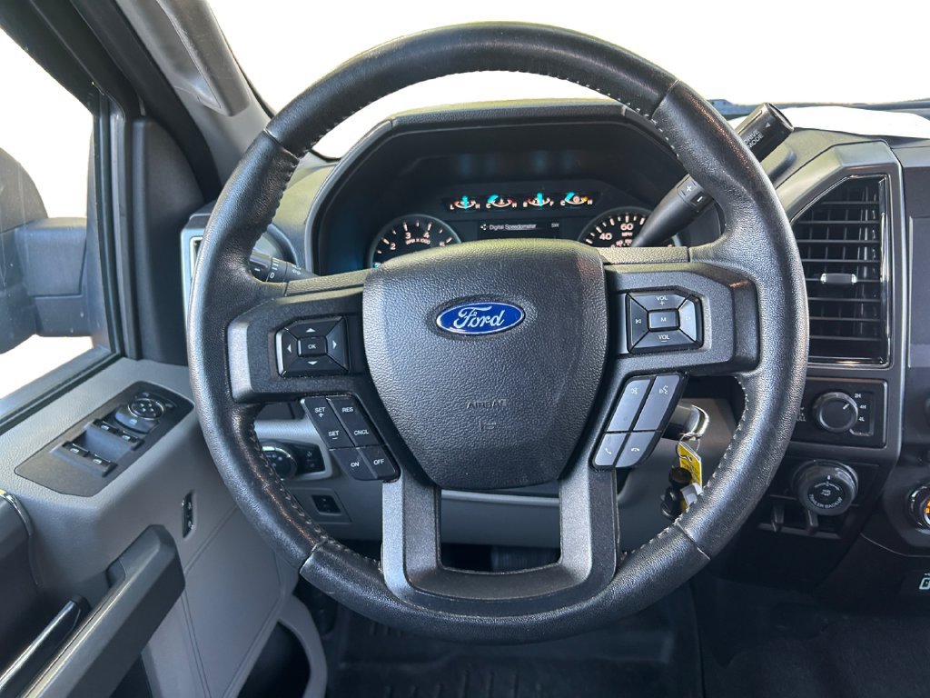 Used 2018 Ford F150 XLT w/ Equipment Group 302A Luxury AWD/4WD image 4