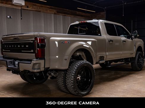 Used 2026 Ford F350 Platinum w/ Platinum Plus Package image 10