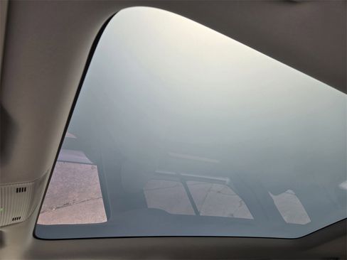 New 2025 Volkswagen ID. Buzz 1st Edition image 20