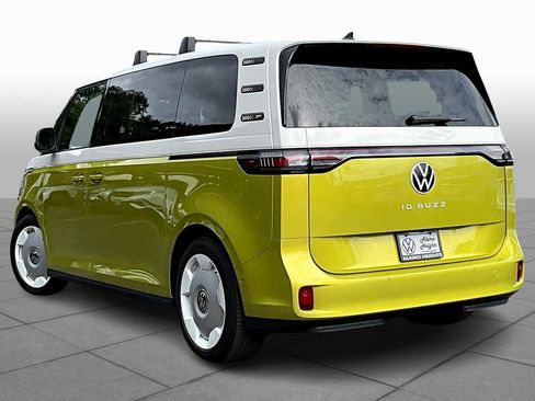 New 2025 Volkswagen ID. Buzz 1st Edition image 12
