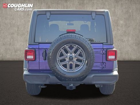 Used 2026 Jeep Wrangler Sport AWD/4WD image 6